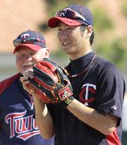 Twin's Nishioka at spring training