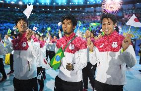 Olympics: Japanese athletes at closing ceremony