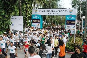 Int'l marathon held in tsunami-hit Thai tourist spot