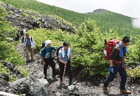Climbing season begins on Mt. Fuji trails in Shizuoka