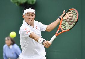 Nishikori rolls into Wimbledon 2nd round