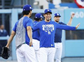 Dodgers' Maeda, Darvish