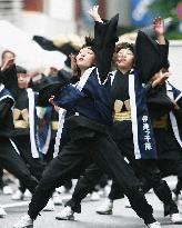 Quake-hit kids take part in Sapporo street dance