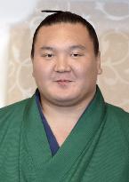 Sumo: Hakuho set to return to raised ring