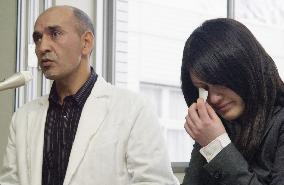 LEAD:Iranian girl of family to be deported enrolls in Japanese s