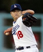 Kuroda shines against Cardinals