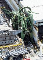 Crane collapses at Kobe factory, killing 3, injuring 4