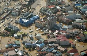 10 dead, 3 missing in northern Japan after typhoon