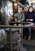 "Stove train" starts running in Aomori Prefecture