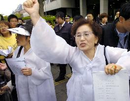 (2)Court rejects suit over Koizumi, Ishihara visits to Yasukuni