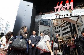 H&M opens flagship store in Tokyo's Shibuya