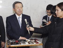 Japan trade minister hopes for Sharp's growth under Hon Hai