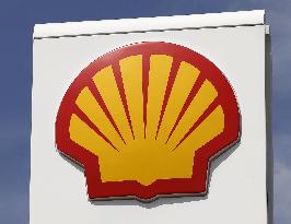 Showa Shell logo