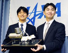 2 Japanese from ANA, Defense Ministry selected to be astronauts