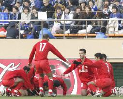 (2)Bahrain beat UAE in Athens Olympics Asian zone qualifying