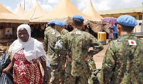Japan's U.N. peacekeeping troops prepare to leave South Sudan