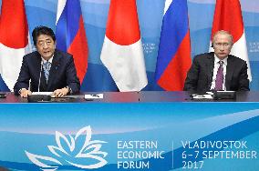 Abe, Putin slam N. Korea nuke test, differ on denuclearization path