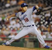 Dodgers Kuroda picks up 8th win