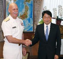 Japanese defense minister meets U.S. Pacific Fleet commander