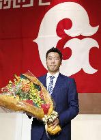 Baseball: Ex-Red Sox closer Uehara's retirement