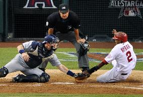 L.A. Angels beat Seattle Mariners 8-3