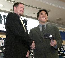 (1)Matsui thrilled to play in N.Y. pinstripes in Tokyo