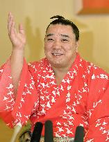 Harumafuji at press conference after victory