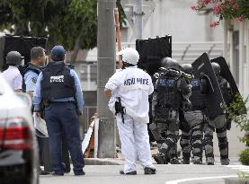 Man holed up in apartment in Nagoya taken into custody