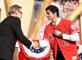 Baseball: Ohtani joins Angels