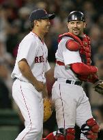 Matsuzaka pitches 1st career complete game in majors