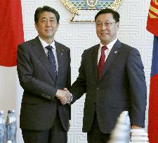 Japan, Mongolia agree to boost economic ties