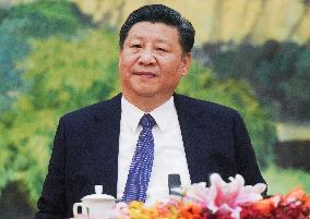 Xi meets S. Korean official who held talks with Kim Jong Un