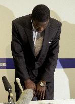 Dragons' pitcher Nelson speaks at press conference