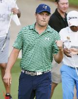 Spieth finishes 2nd in Singapore Open