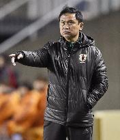 Soccer: Japan edge N. Korea in coach Sasaki's final game