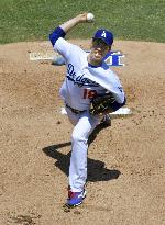 Maeda picks up 8th win as Dodgers beat Padres