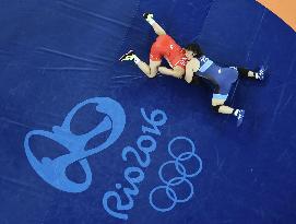 Olympics: Japan's Dosho wins women's 69-kg wrestling gold