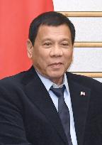 Duterte tones down quarrel with U.S. following Trump victory