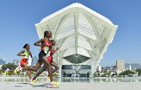 Olympics: Scenes from women's marathon