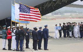 N. Korea returns U.S. soldiers' remains