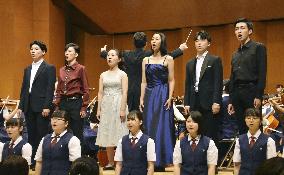 Joint concert by Japan, S. Korean students