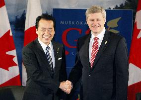 Kan, Harper meet before G-8 summit