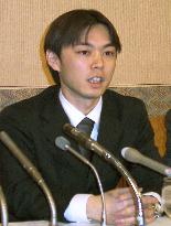 (2)Abductee's son writes letter to ex-N. Korean agent