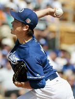 New Dodger Maeda allows 2 runs in 5 innings