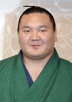 Sumo: Hakuho gets 1,000th career win