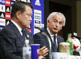 Soccer: Halilhodzic says he will stay on as Japan coach