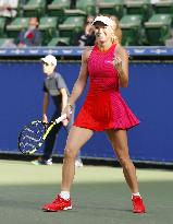 Tennis: Muguruza suffers 1st loss as world No. 1 at Wozniacki's hands