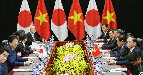 Japan, Vietnam meeting