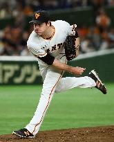 Baseball: Former Yomiuri starter Mikolas