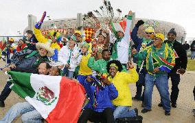 World Cup kicks off in S. Africa